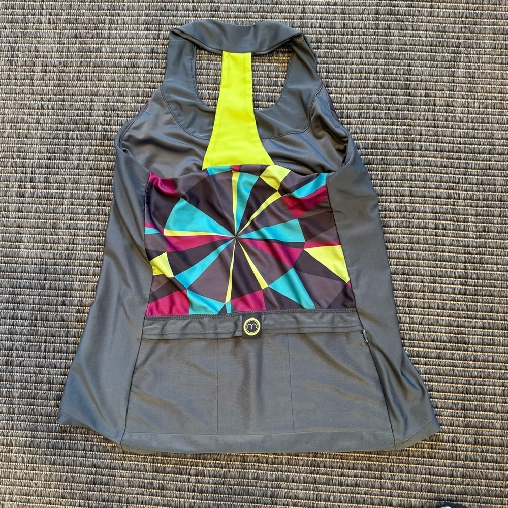 Moxie Cycling Tank Top - Picture 2 of 4
